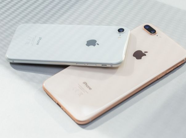 iPhone 8 und iPhone 8 Plus iPhone 8 und iPhone 8 Plus