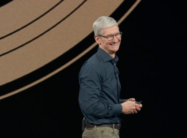 Tim Cook kann Apple Intelligence schon auf dem iPhone nutzen Tim Cook Apple CEO