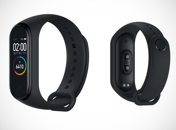 Das Xiaomi Mi Band 4 konntet ihr bisher nur auf Englisch und Chinesisch nutzen