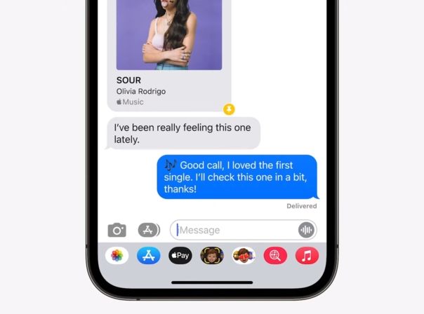 iOS 15: iMessage