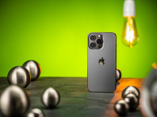 Das iPhone 13 Pro ist nach wie vor gut iPhone 13 Pro Rückseite komplett
