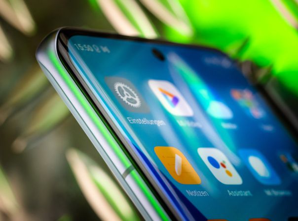 xiaomi-12-ecke3 Xiaomi 12 Design