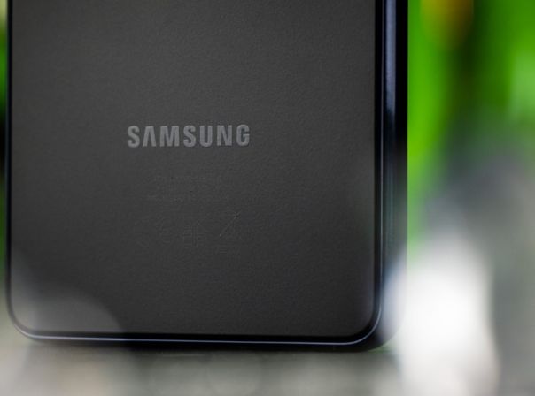 Zahlreiche Galaxy-Modelle erhalten aktuell ihr letztes großes Update  Samsung Galaxy A53 Beitragsbild