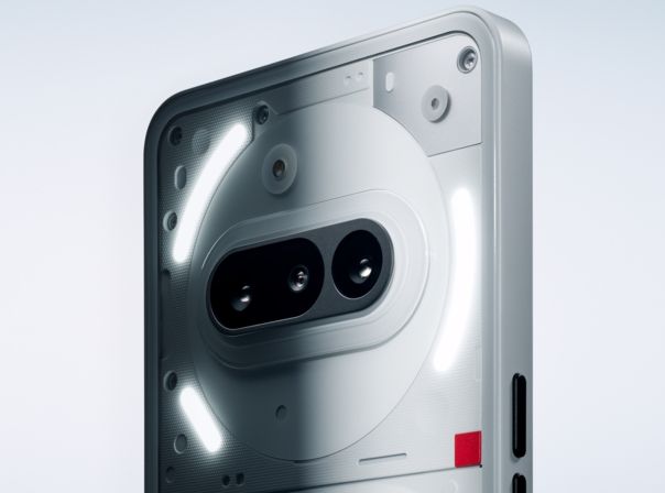 Das Nothing Phone (3a) in Weiß