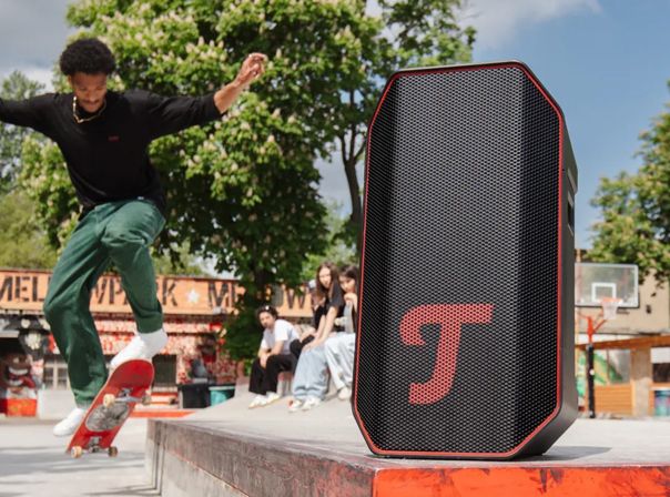 Der mächtige Partylautsprecher Teufel Rockster Air 2 ist nun für 499 statt 699 verfügbar Teufel Rockster Air Original