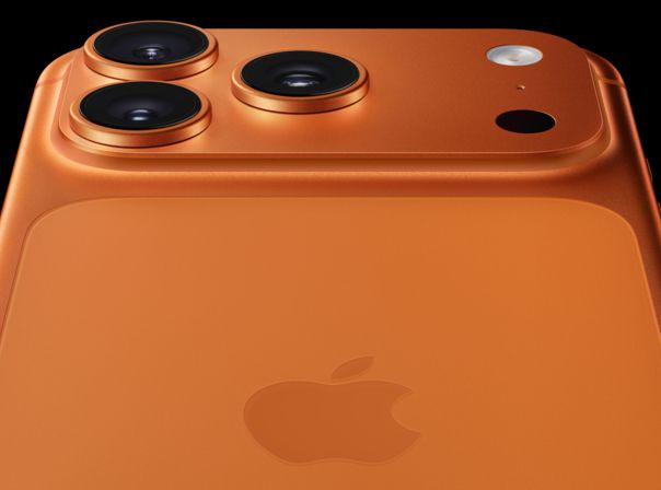 Apple iPhone 17 Pro Kamera in Orange
