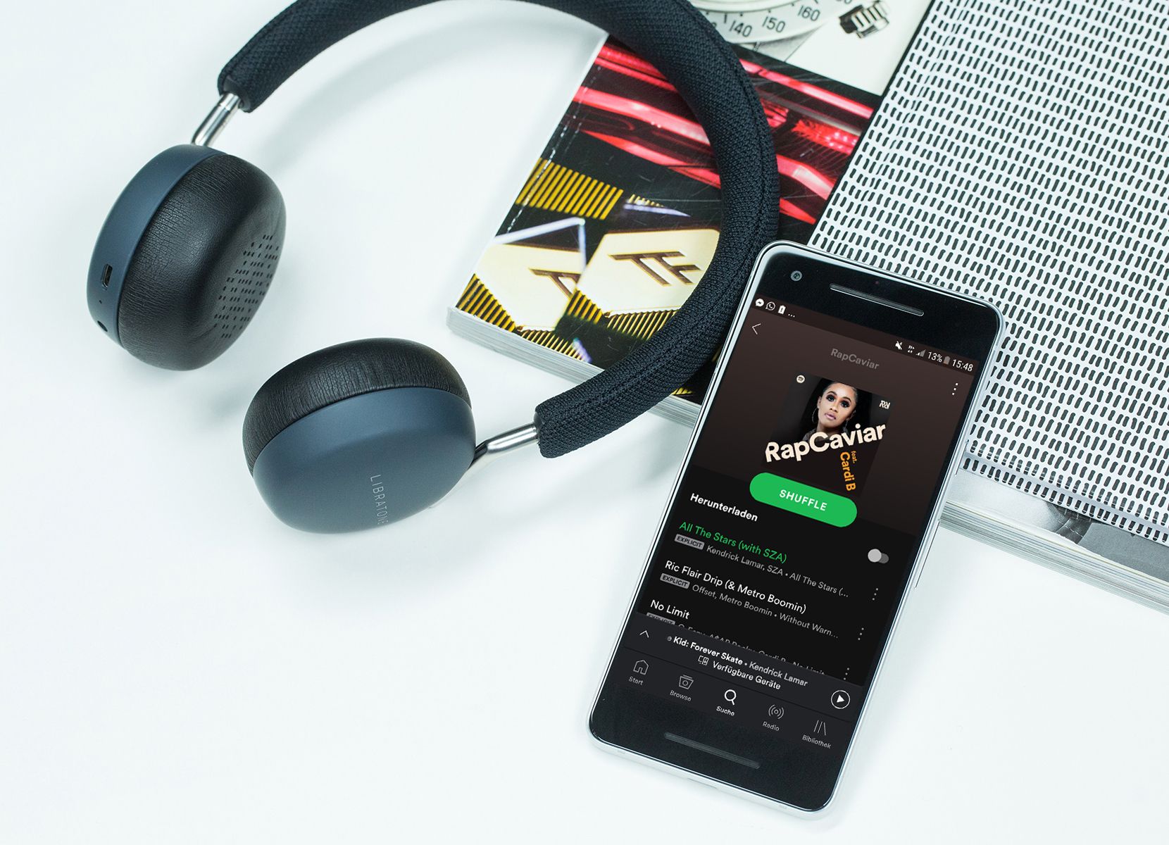 Spotify: Es gibt einen Grund weniger für Premium Die Spotify-App ist auf einem Smartphone geöffnet
