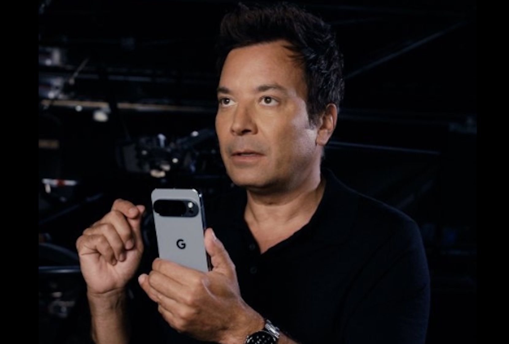 Jimmy Fallon stellt das Google Pixel 10 vor
