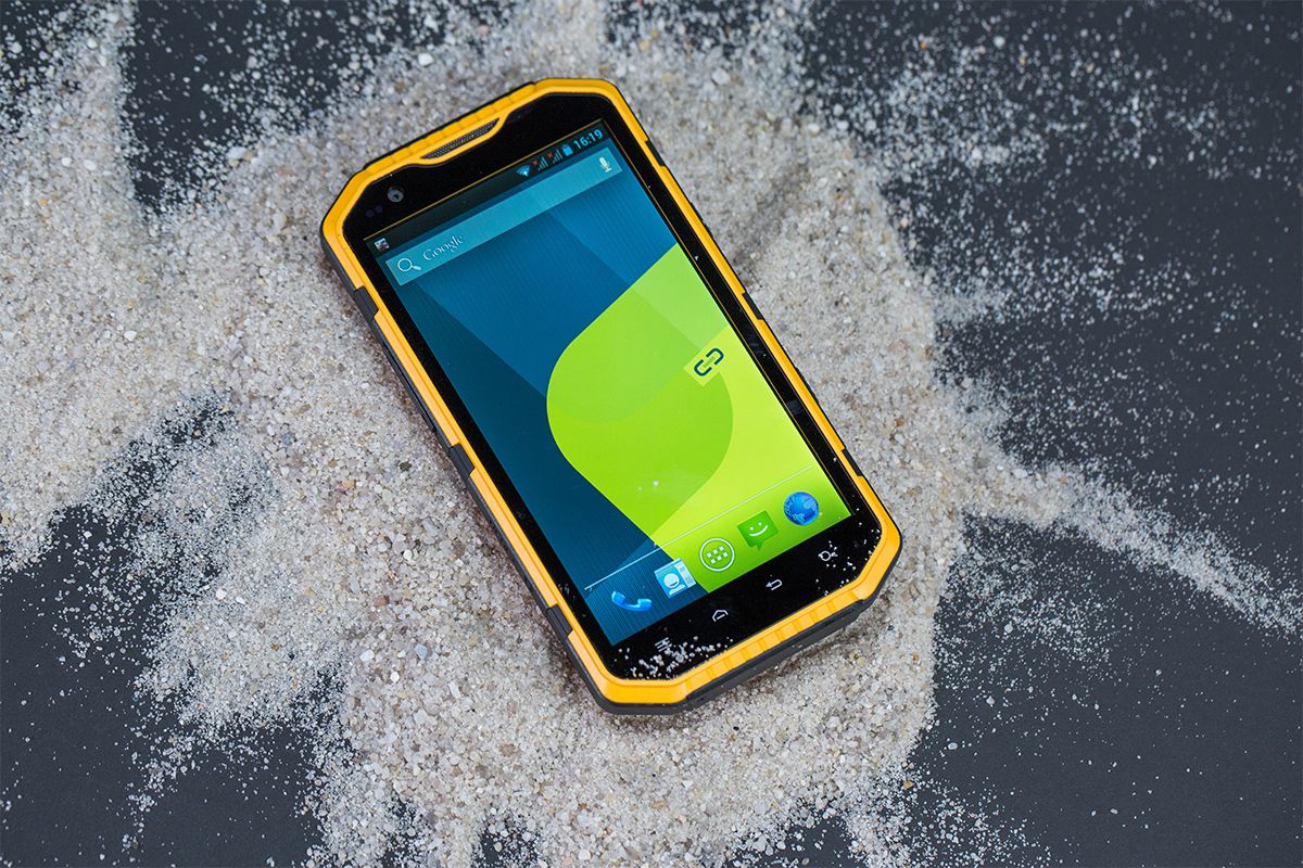 RugGear RG700  RugGear RG700