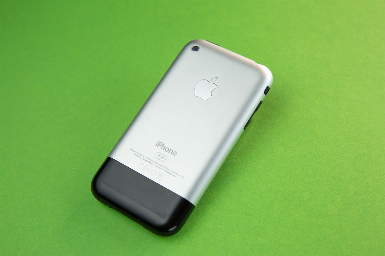 iPhone 1 iPhone 1