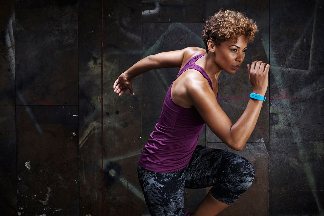 Epson bringt zwei neue Fitnessarmbänder und vier Sportuhren auf den Markt Epson bringt zwei neue Fitnessarmbänder und vier Sportuhren auf den Markt