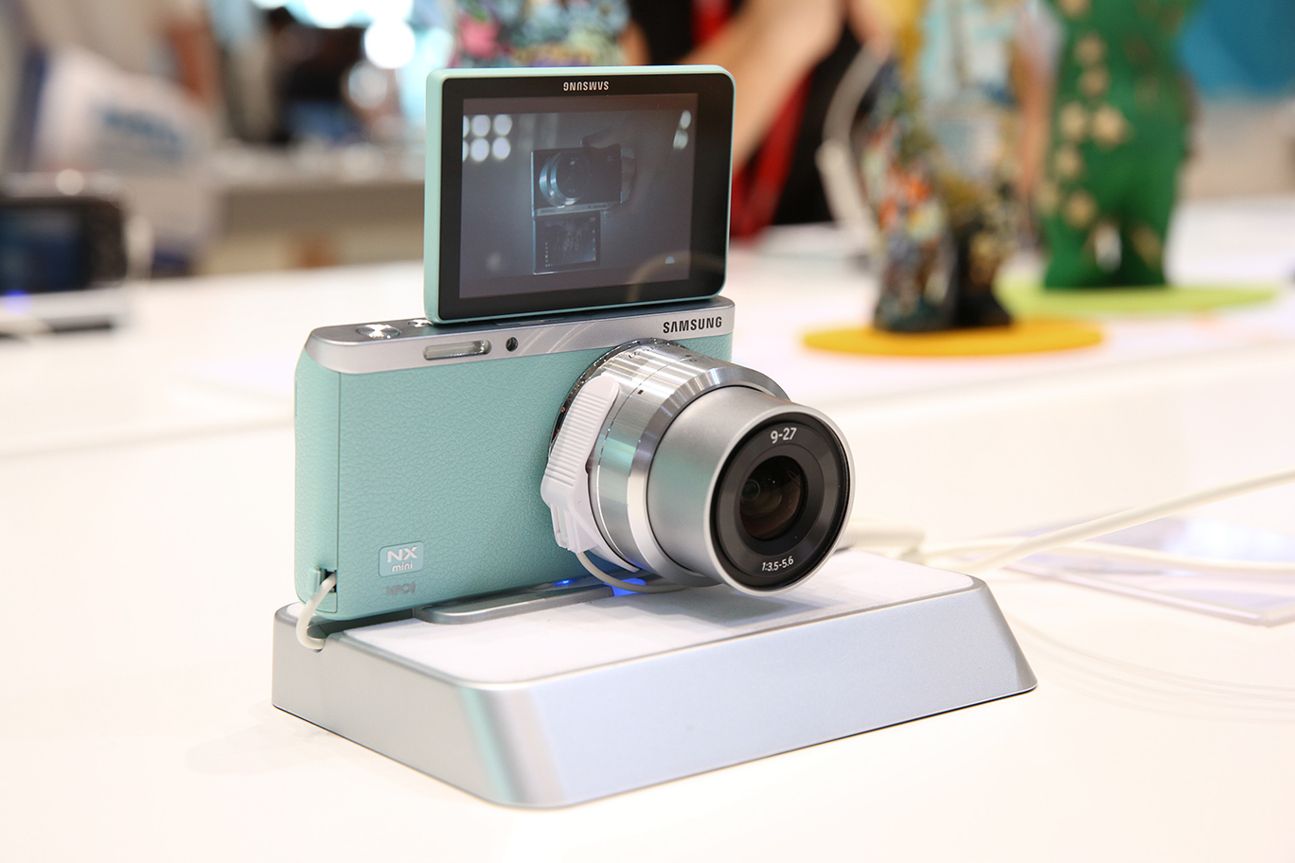 Samsung NX mini Samsung NX mini
