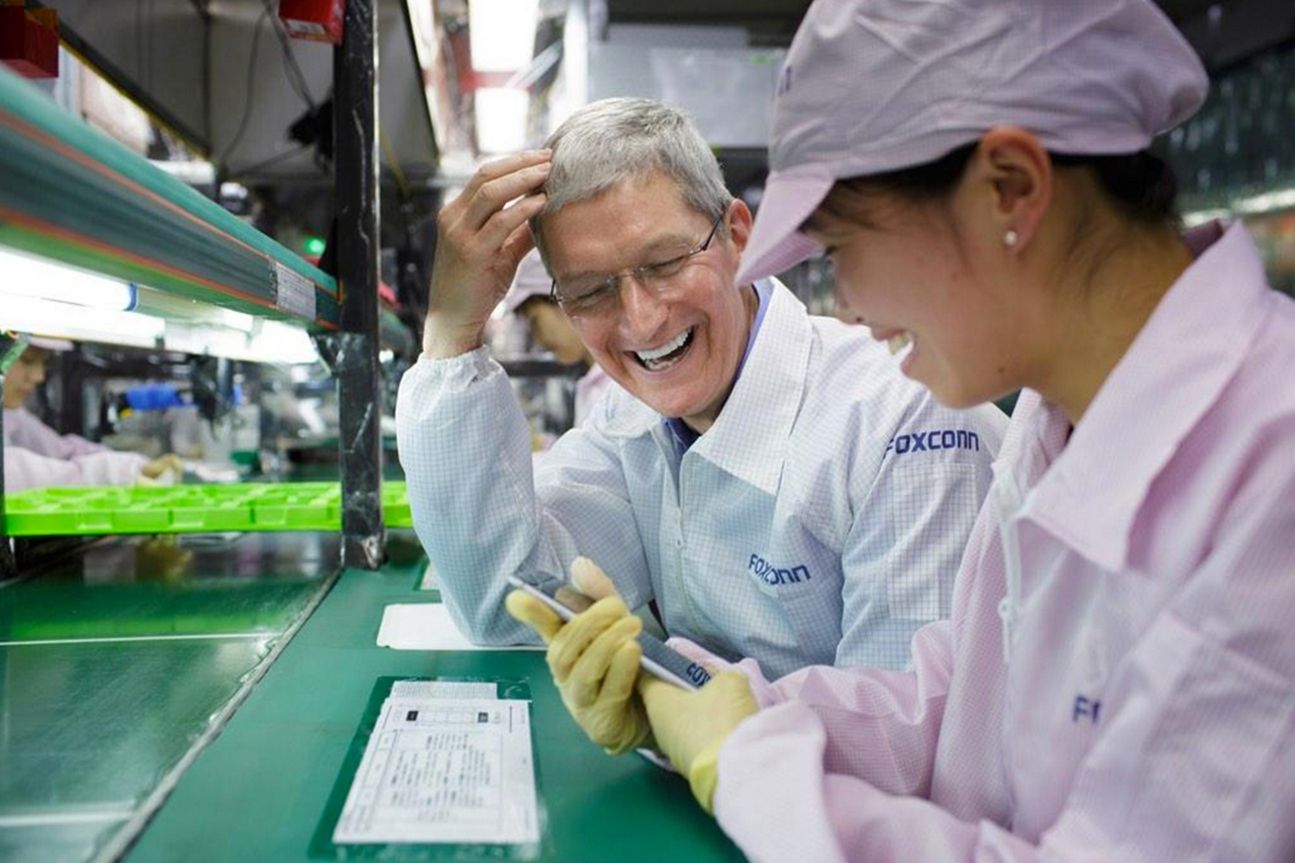 Tim Cook Foxconn Tim Cook Foxconn