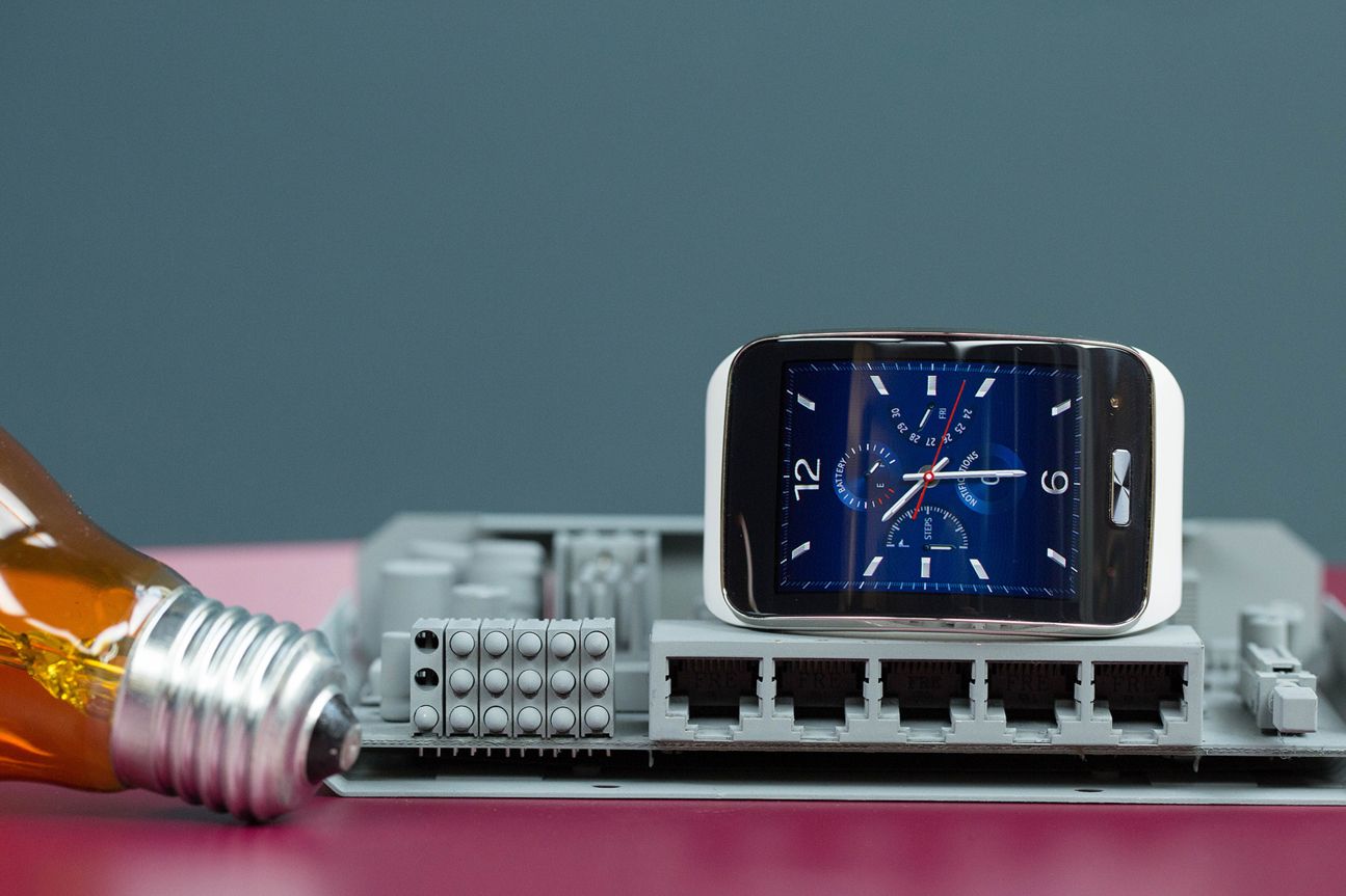 Samsung Galaxy Gear S Samsung Galaxy Gear S