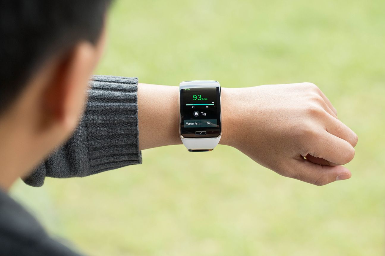 Samsung Galaxy Gear S Samsung Galaxy Gear S