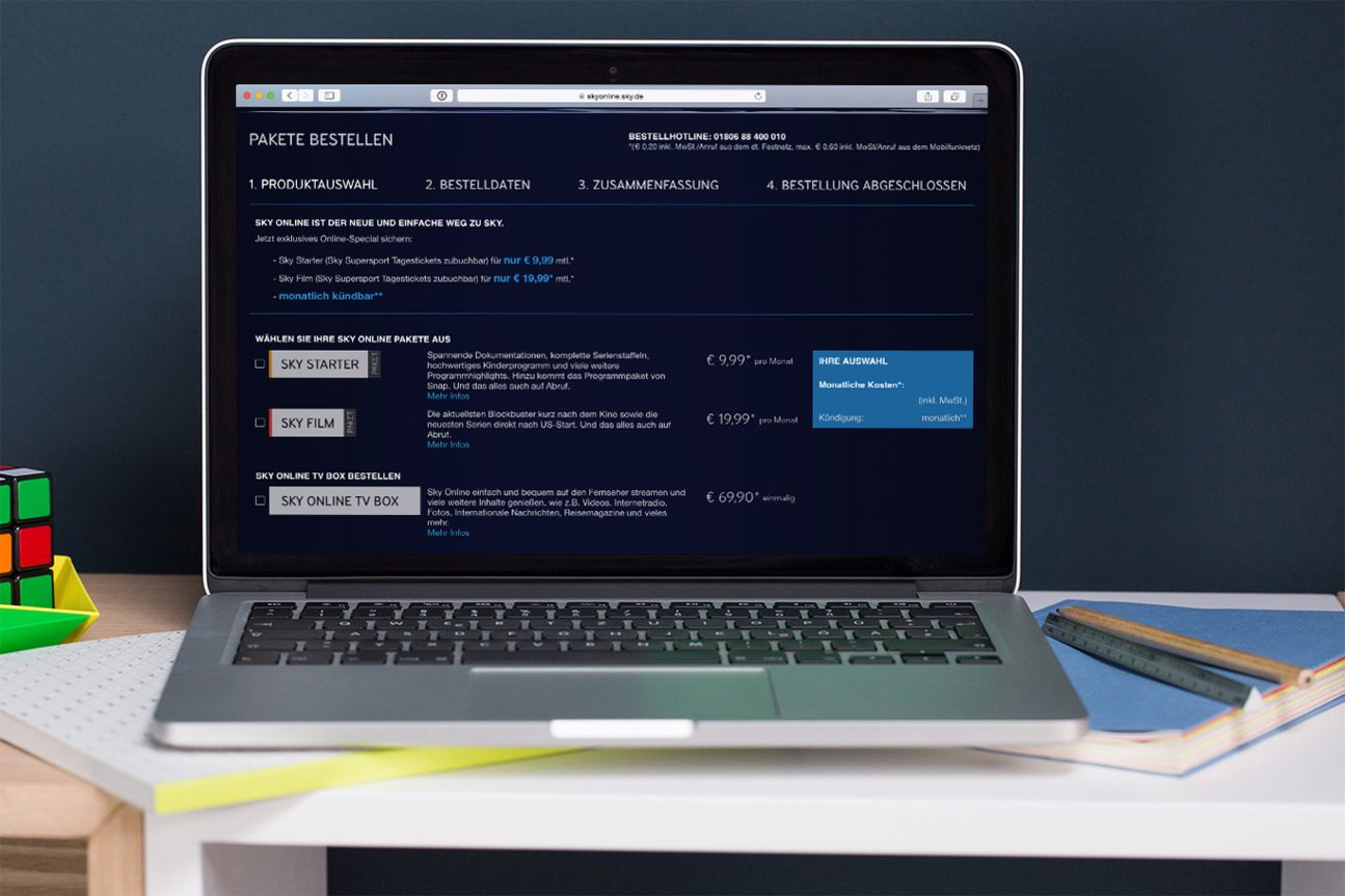 Zwei unterschiedliche Pakete werden im Rahmen von Sky Online angeboten: Sky Starter (9,99 Euro monatlich) und Sky Film (19,99 Euro monatlich). Die TV-Box schlägt mittlerweile mit 69,99 Euro zu Buche.
