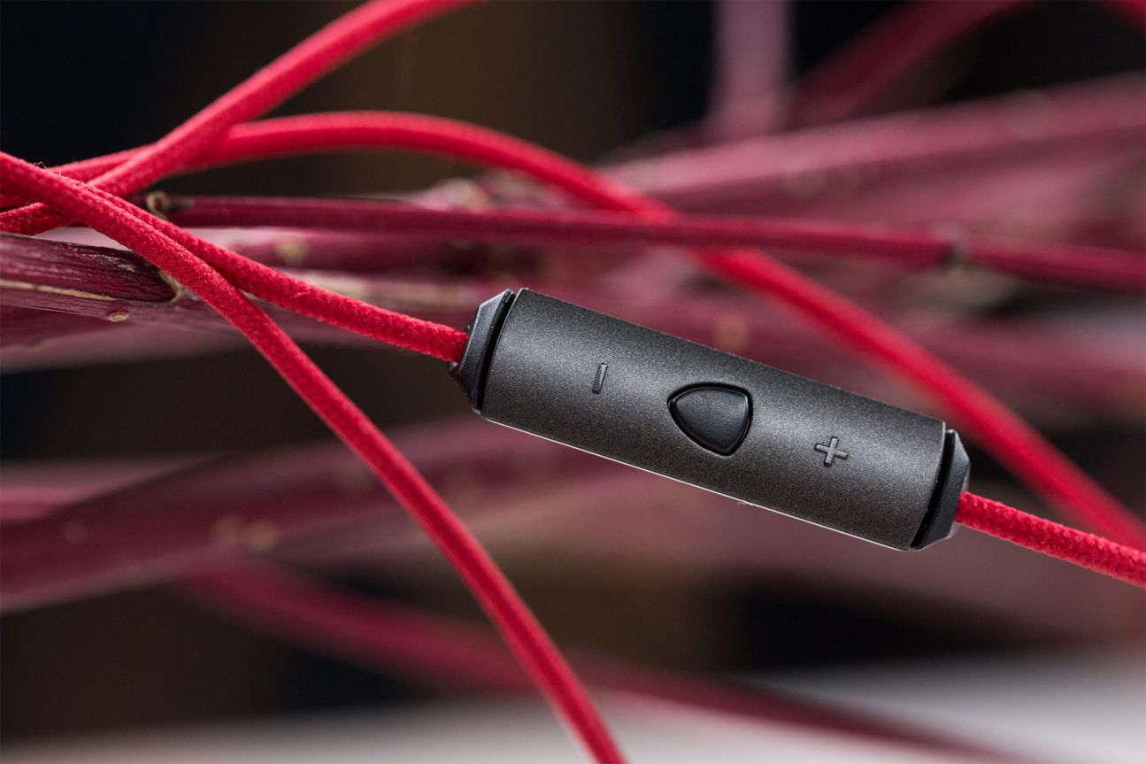 Lamborghini-In-Ear Lamborghini-In-Ear