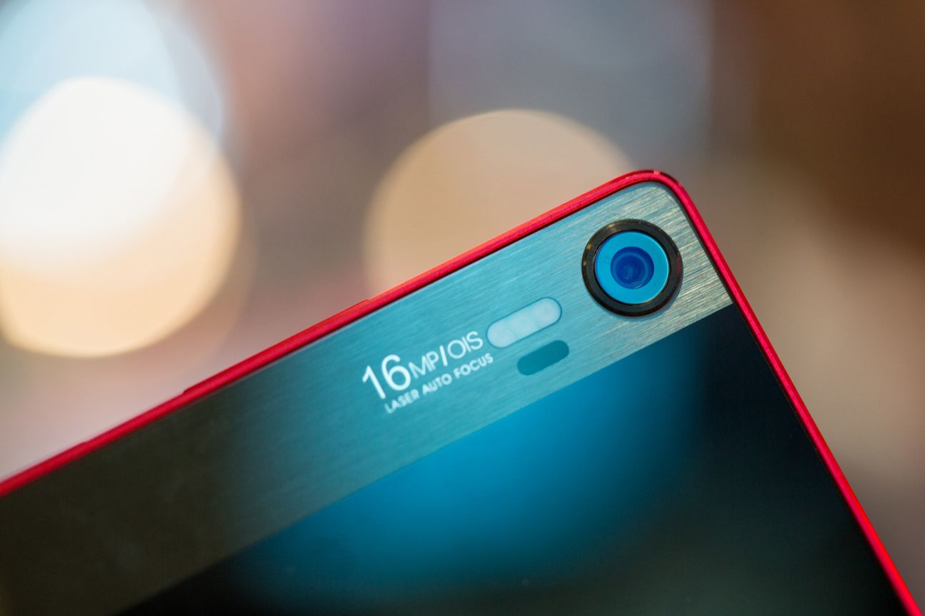 Lenovo Vibe Shot Lenovo Vibe Shot