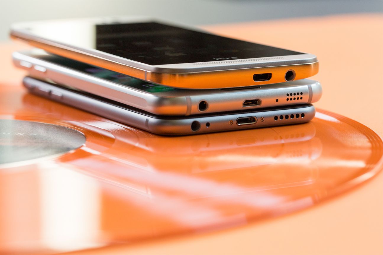 Vergleich Samsung Galaxy S6, iPhone 6, HTC One M9 Vergleich Samsung Galaxy S6, iPhone 6, HTC One M9