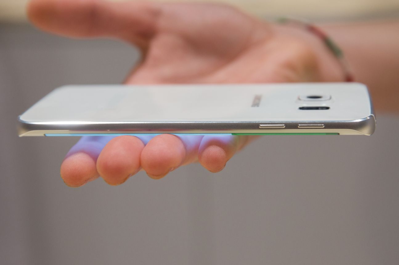 Samsung Galaxy S6 edge Samsung Galaxy S6 edge