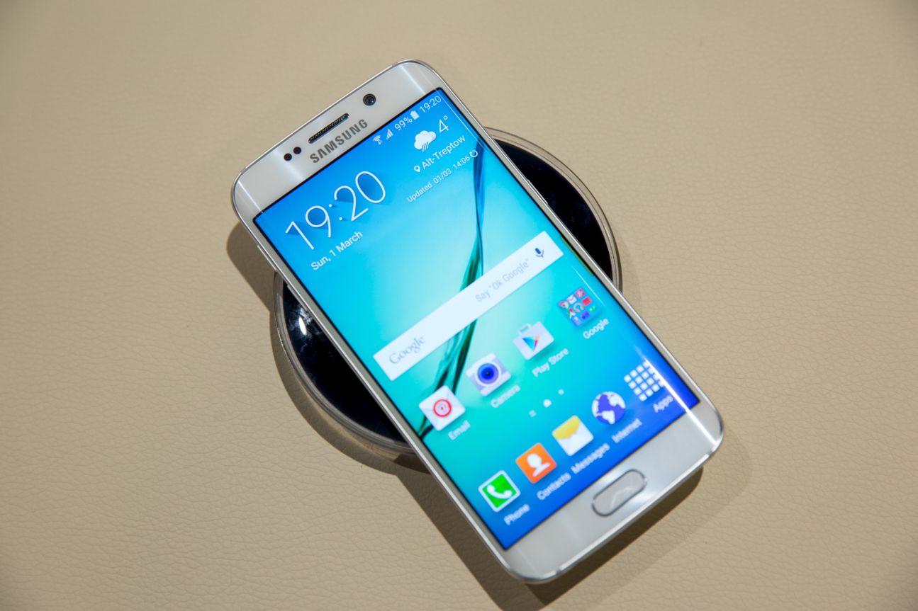 Samsung Galaxy S6 edge Samsung Galaxy S6 edge