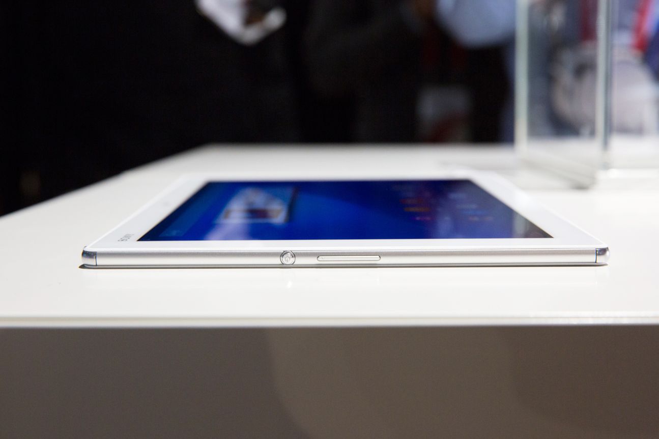 Sony Xperia Z4 Tablet Sony Xperia Z4 Tablet