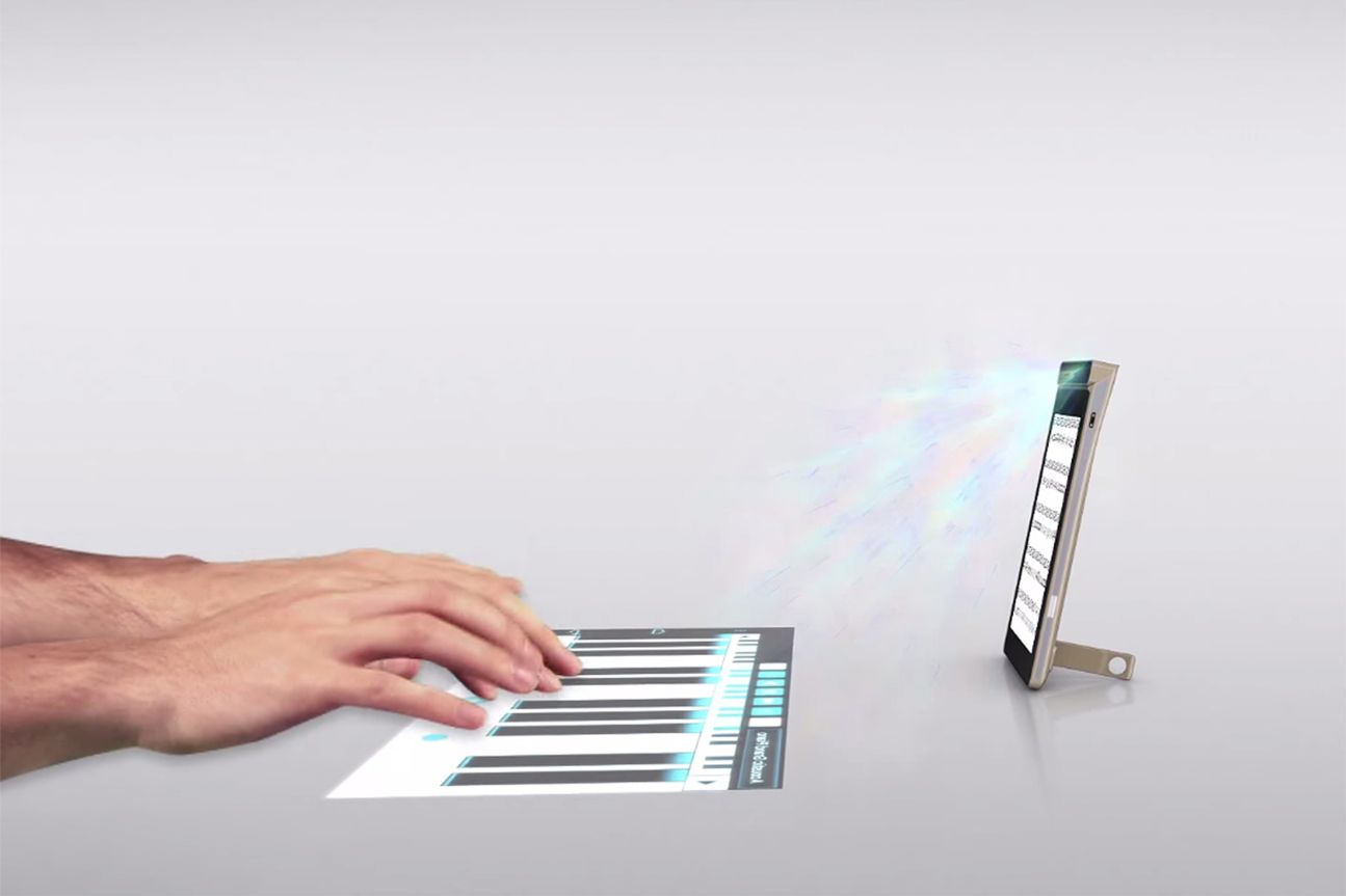 Lenovo Tech World - Smart Cast Lenovo Tech World - Smart Cast