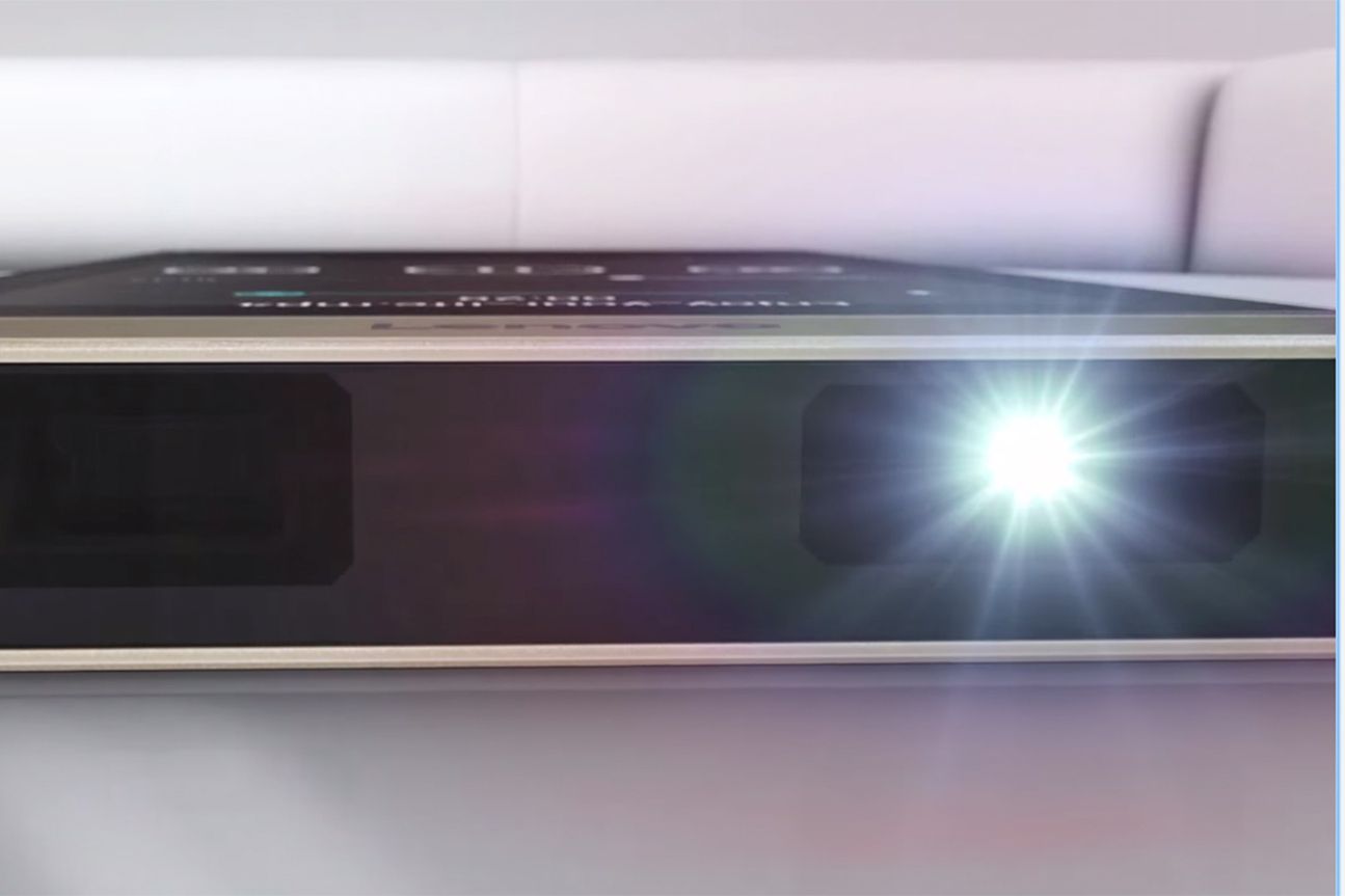 Lenovo Tech World - Smart Cast Lenovo Tech World - Smart Cast