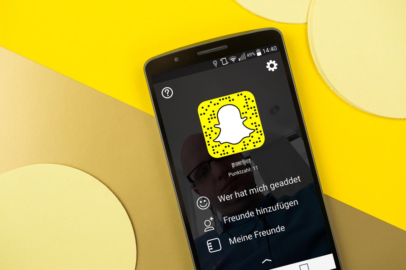 Über das Zahnrad rechts oben gelangt Ihr in die Einstellungen von Snapchat.