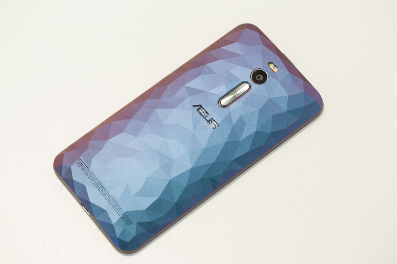 Asus Zenfone 2 Deluxe Asus Zenfone 2 Deluxe