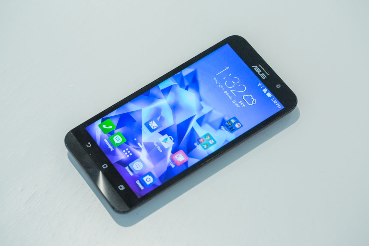Asus Zenfone 2 Deluxe Asus Zenfone 2 Deluxe