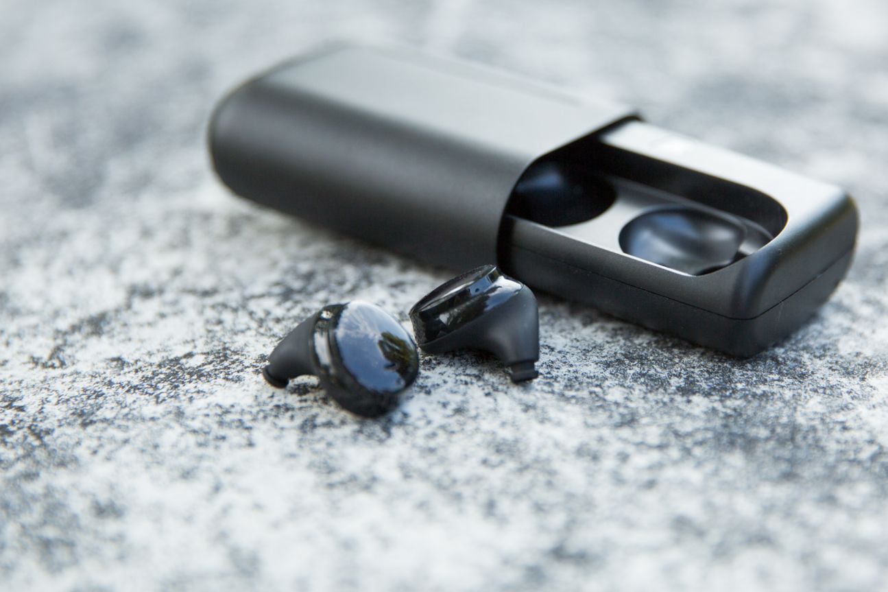 The Dash von Bragi, der Beta-Prototyp mit allen Funktionen. The Dash von Bragi, der Beta-Prototyp mit allen Funktionen.