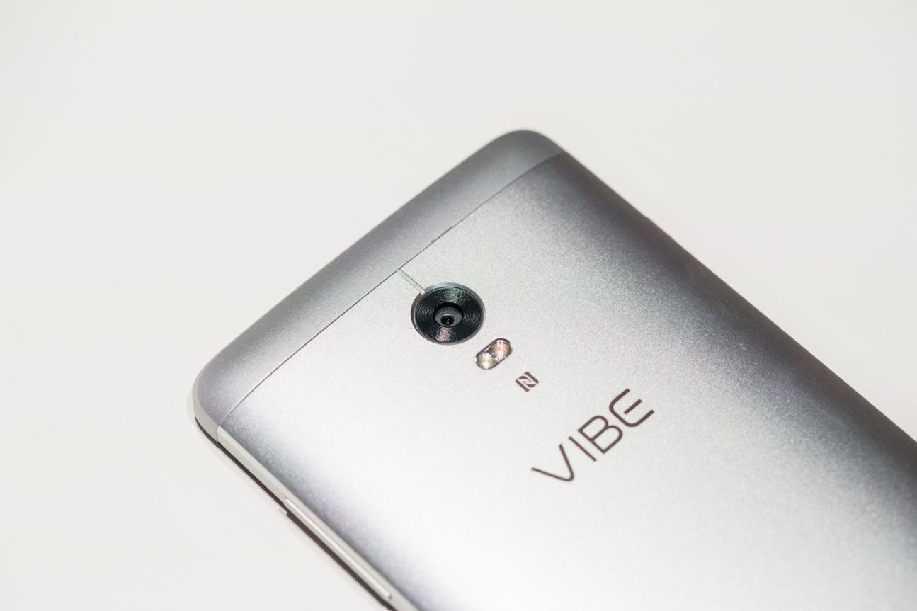 Lenovo Vibe P1 Lenovo Vibe P1