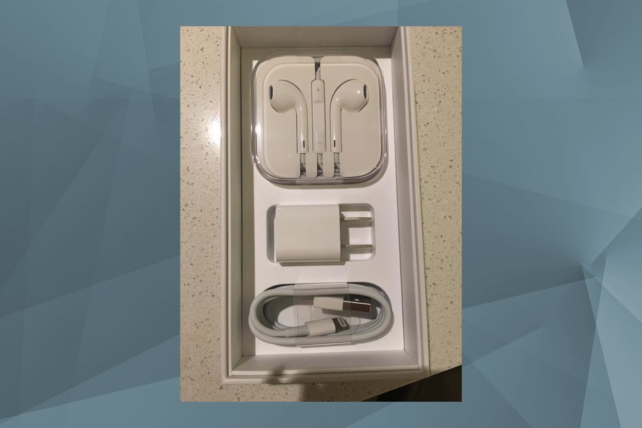 iPhone 6s unboxed iPhone 6s unboxed