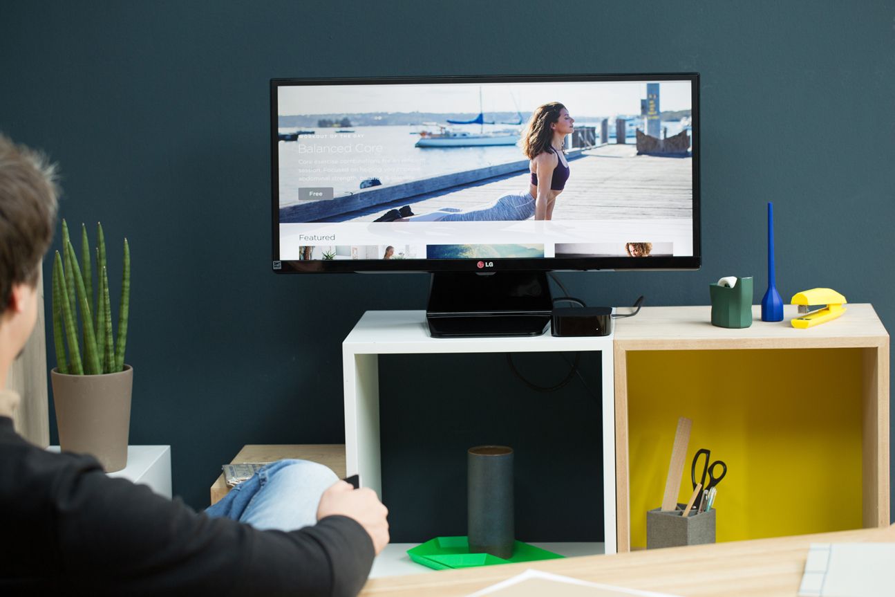 Apple TV (4. Generation) Apple TV (4. Generation)