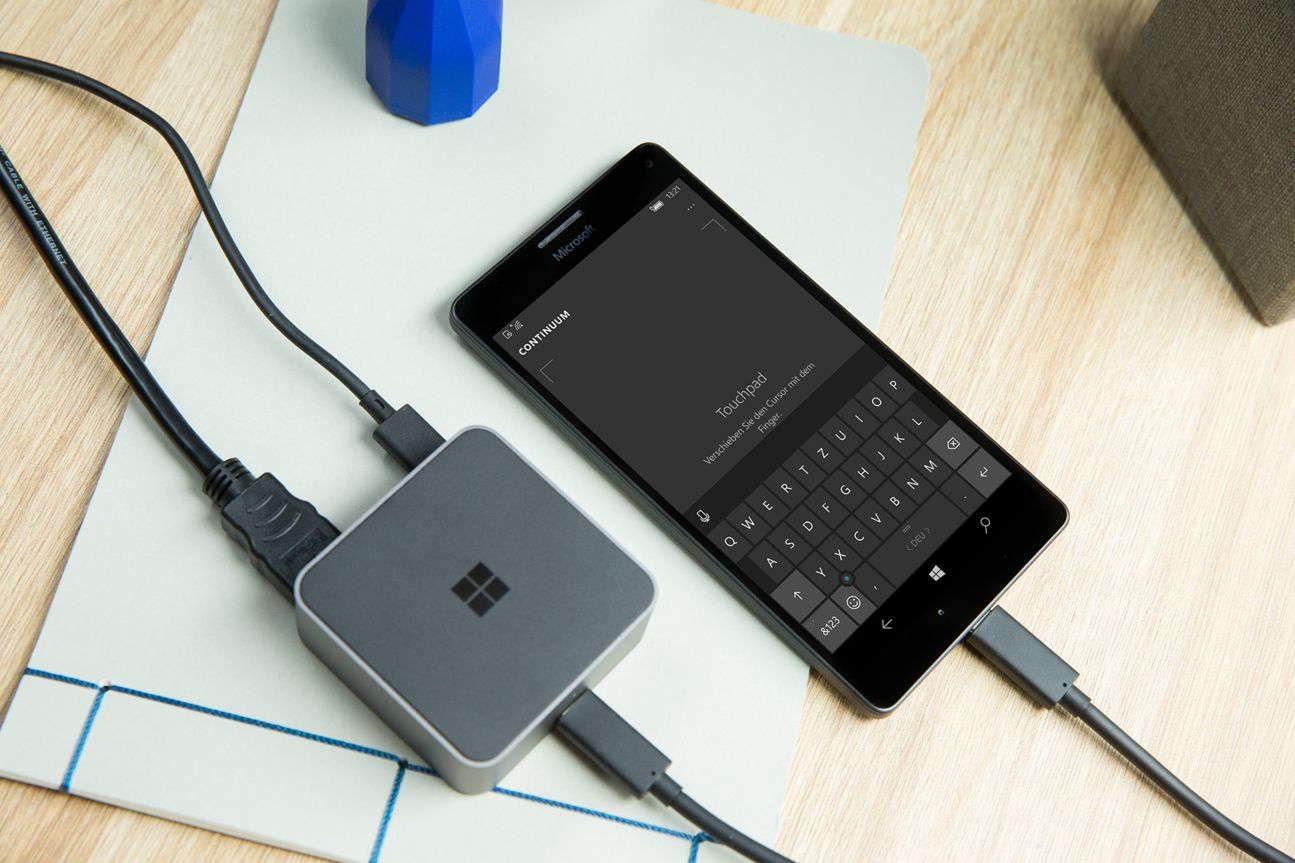 Microsoft Display Dock Microsoft Display Dock