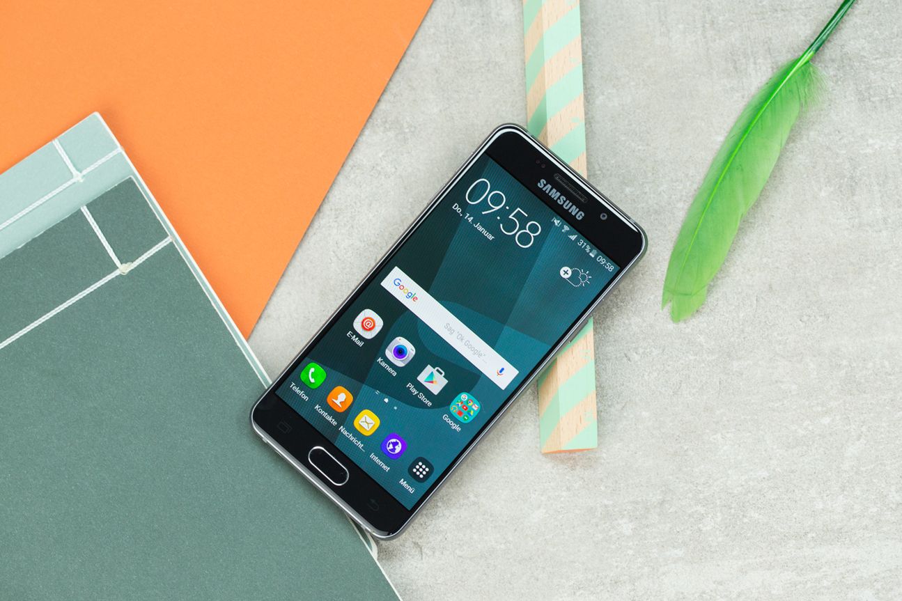 Samsung Galaxy A3 Samsung Galaxy A3