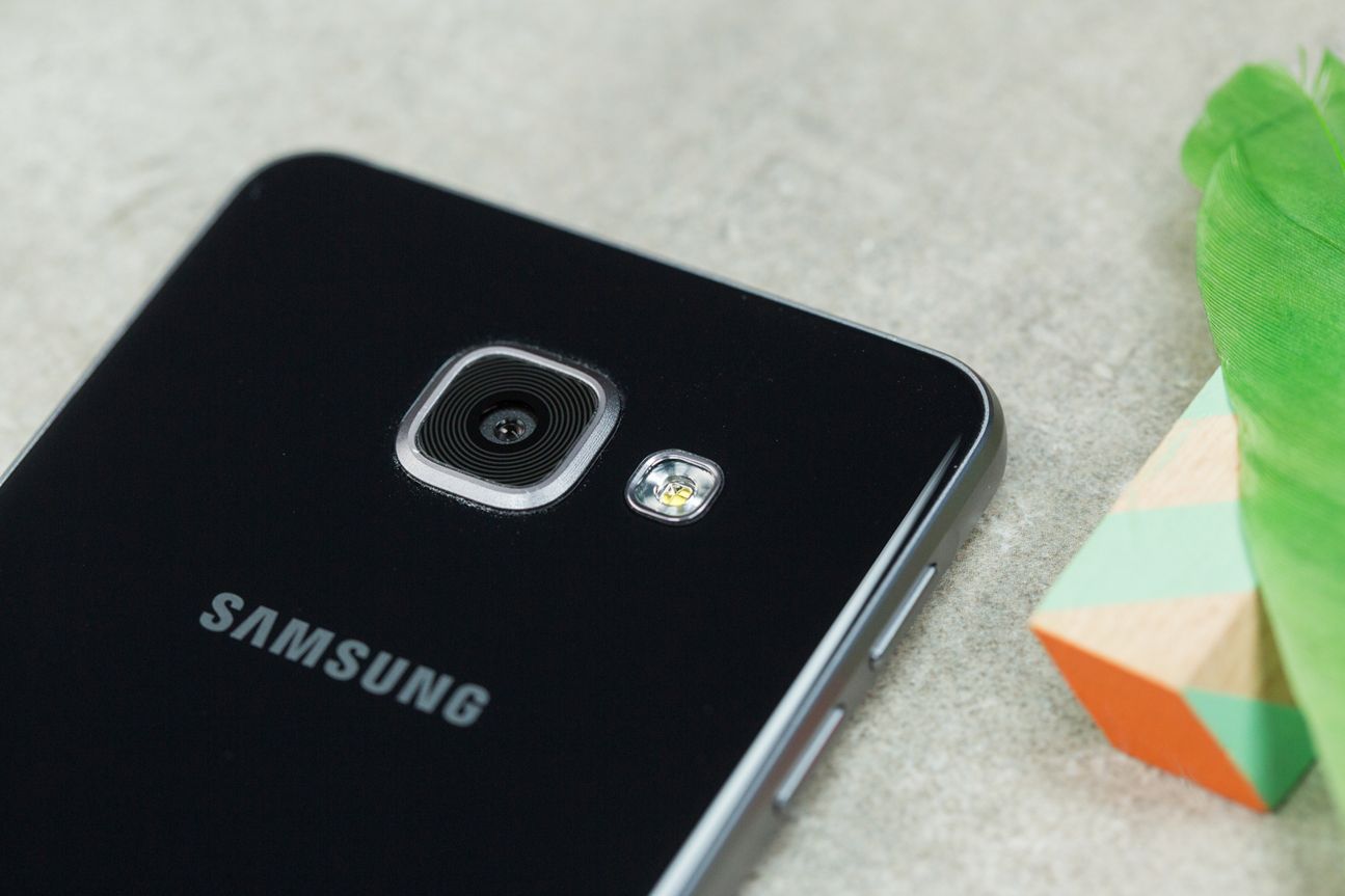 Samsung Galaxy A3 Samsung Galaxy A3