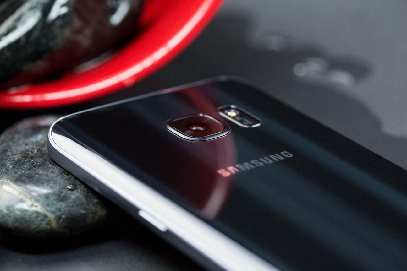 Samsung Galaxy S7 Samsung Galaxy S7