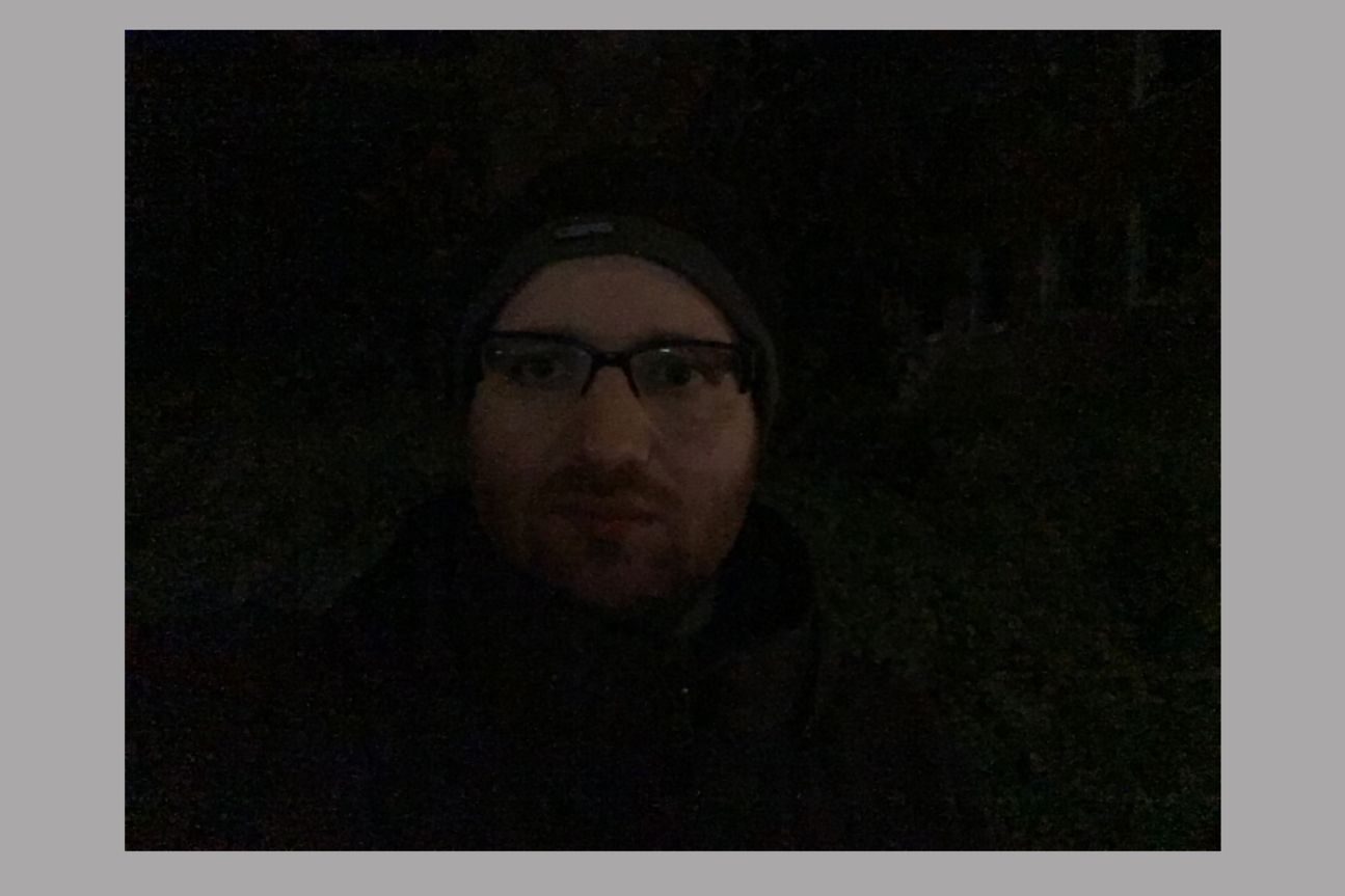 iPhone SE Kamerabild Nacht Selfie iPhone SE Kamerabild Nacht Selfie