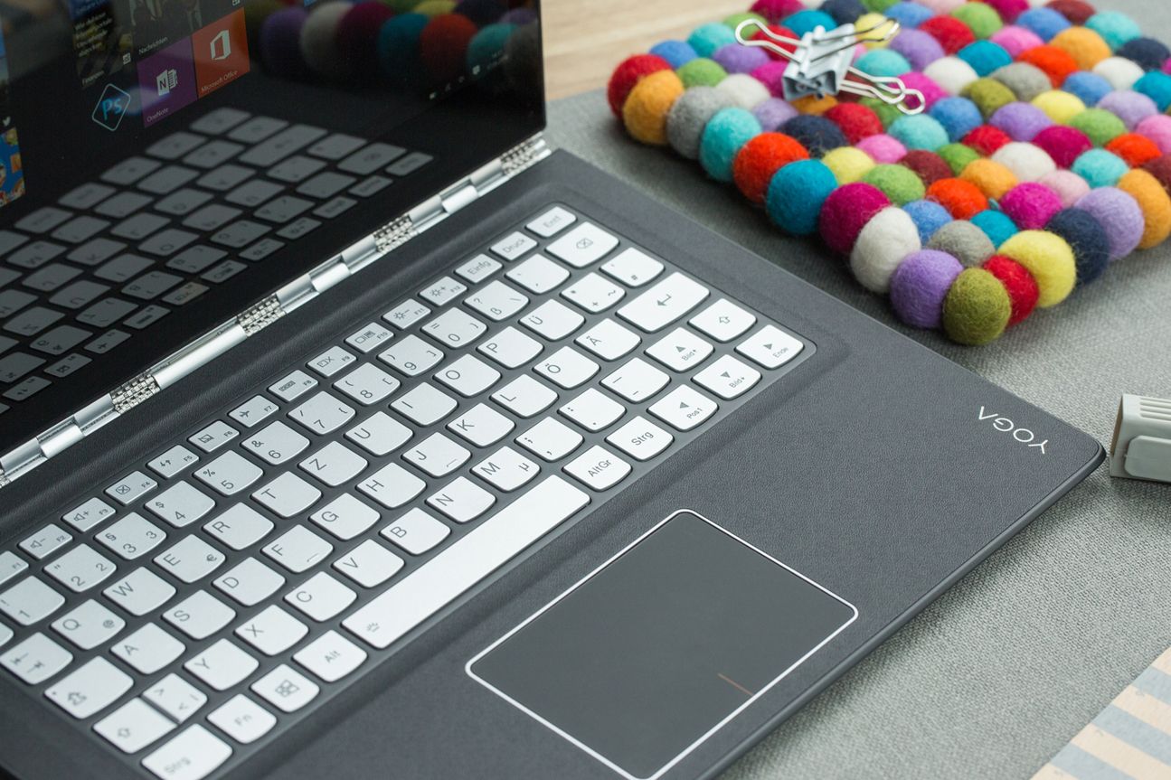 Lenovo Yoga 900S Lenovo Yoga 900S