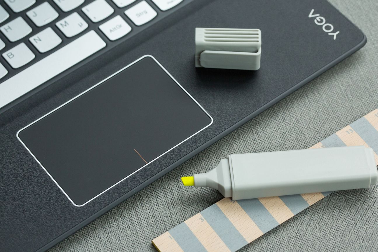 Lenovo Yoga 900S Lenovo Yoga 900S