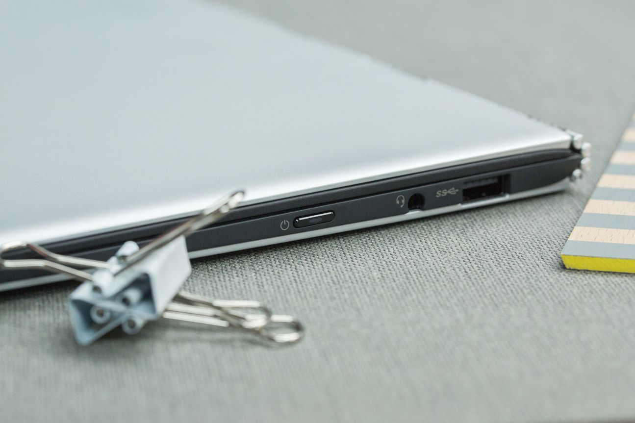 Lenovo Yoga 900S Lenovo Yoga 900S