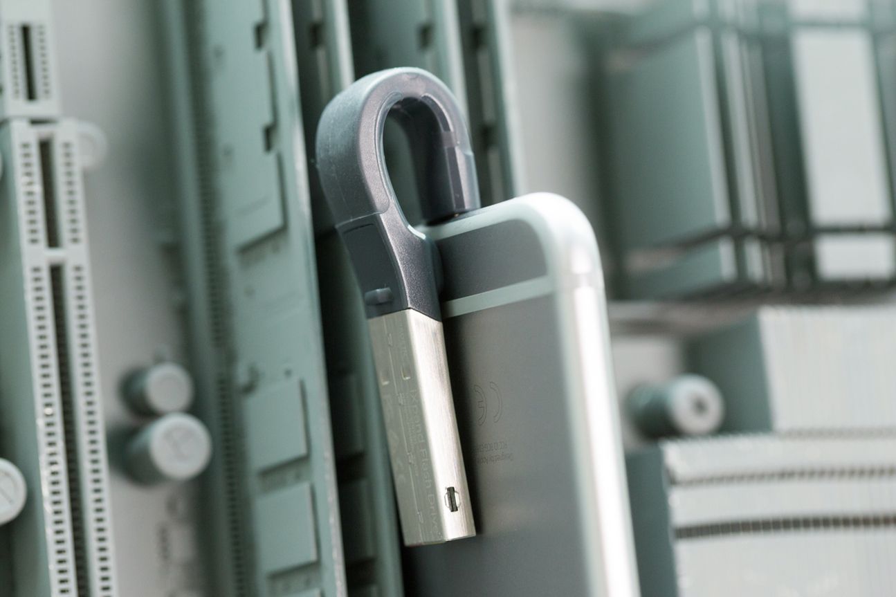 SanDisk iXpand: Kleiner ist besser. SanDisk iXpand: Kleiner ist besser.