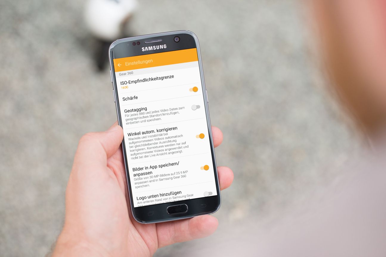 Samsung Gear 360 Samsung Gear 360