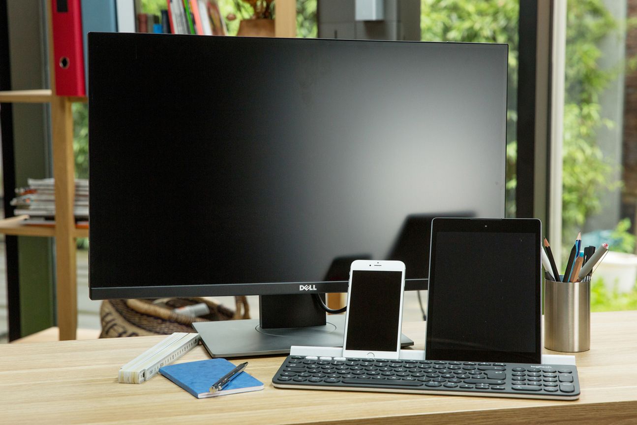 Logitech K780 Multi-Device Logitech K780 Multi-Device