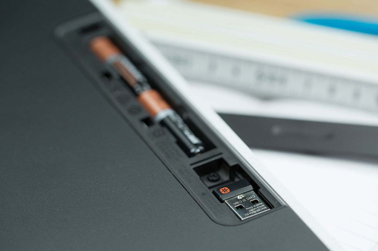 Logitech K780 Multi-Device Logitech K780 Multi-Device