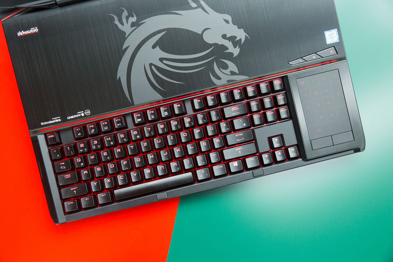 MSI GT80S 6QF MSI GT80S 6QF