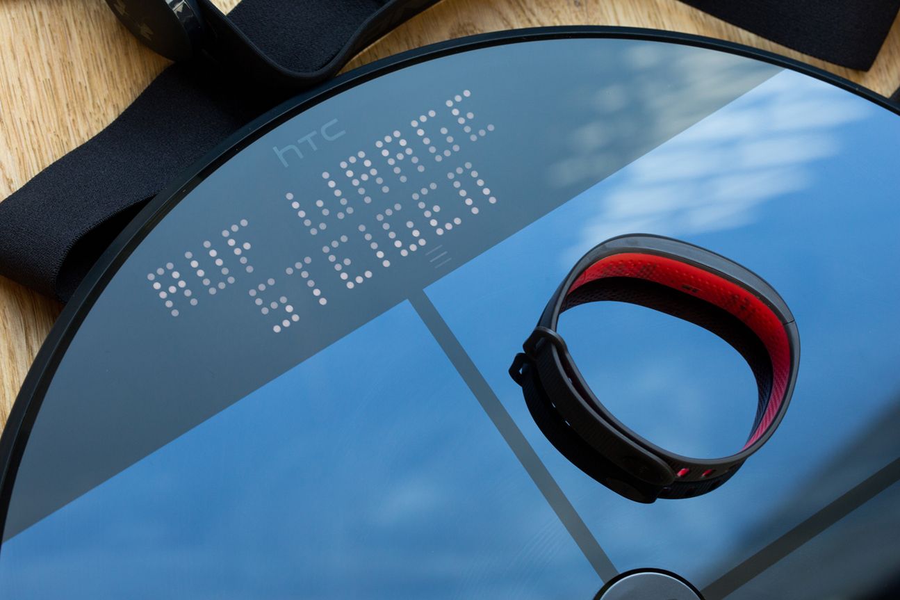 Under Armour Healthbox Under Armour Healthbox