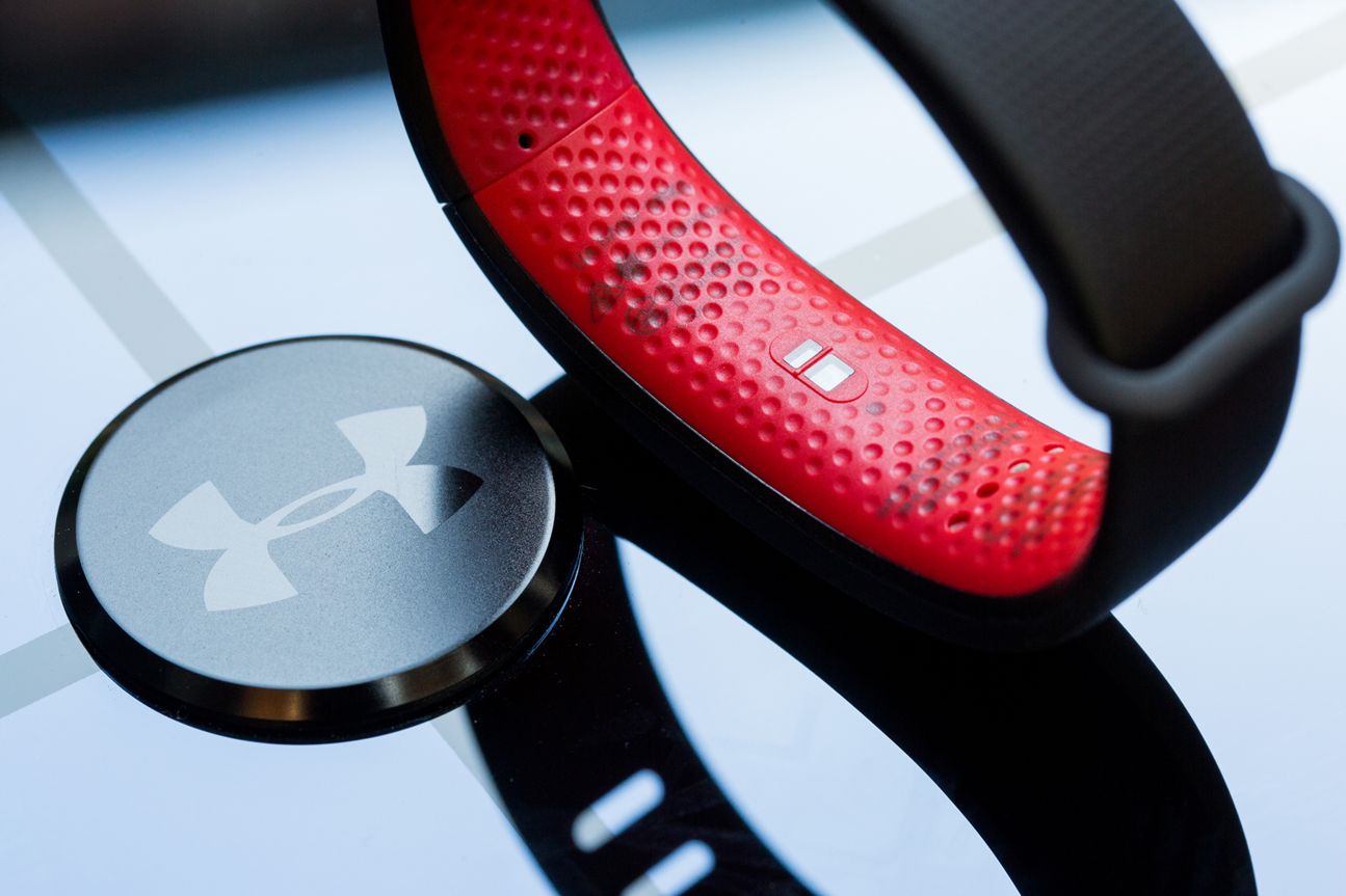 Under Armour Healthbox Under Armour Healthbox